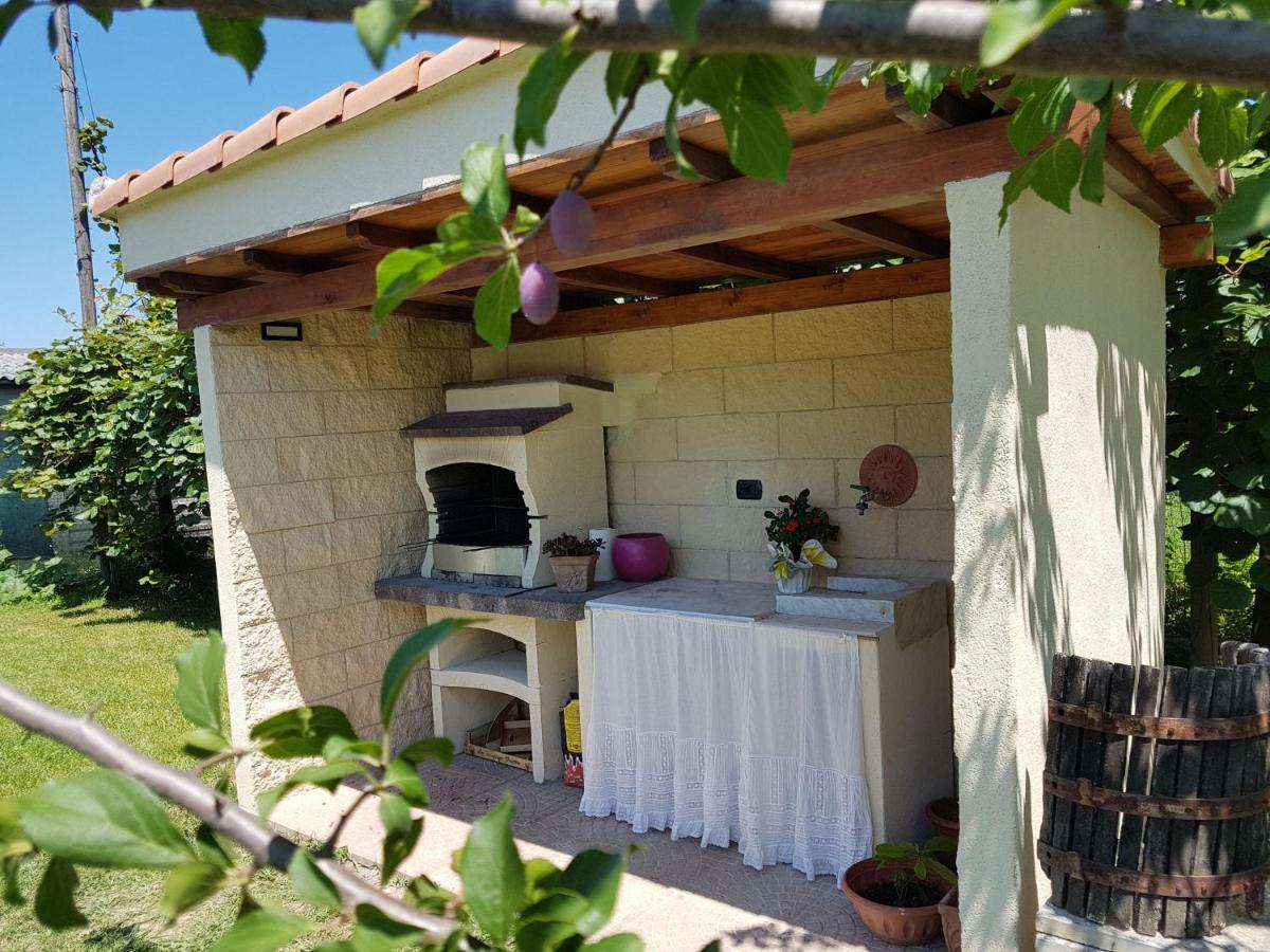 Appartamenti Ca'Melia Sarzana Luaran gambar